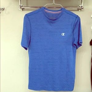Men’s Champion athletic tee